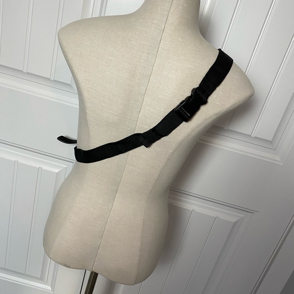 🌸Spring Sale 50% Off🌸 Tim Hortons Tim Biebs Fanny Pack - Picture 8 of 9